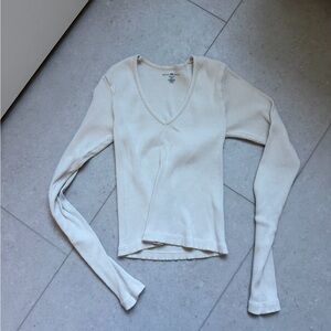 Brandy Melville Off-White Ribbed Long Sleeve Top